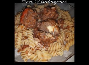 Una foto de Albóndigas Rellenas de Queso Con Tirabuzones