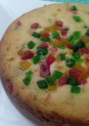 A picture of Tutti Frutti Cake.