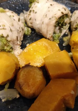 Una foto de Rollitos de pescado gatuzo con brócoli