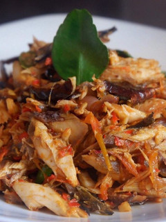 Foto resep Tongkol Asap Suwir Pedas