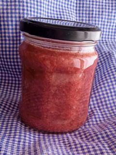 Una foto de Mermelada de frutilla con chía y sin azúcar