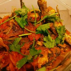 A picture of Dhaney tangra (tangra fish cooked with coriander powder).