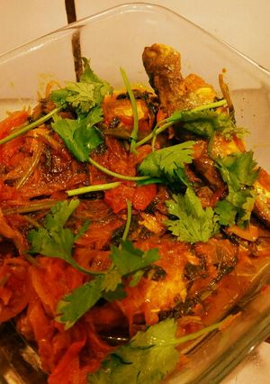 A picture of Dhaney tangra (tangra fish cooked with coriander powder).
