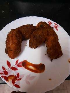 चावल प्याज़ के कटलेट (chawal pyaz ke cutlet recipe in Hindi) रेसिपी मुख्य फोटो