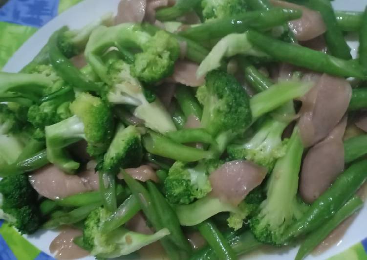Resep Tumis brokoli,buncis,sosis Anti Gagal