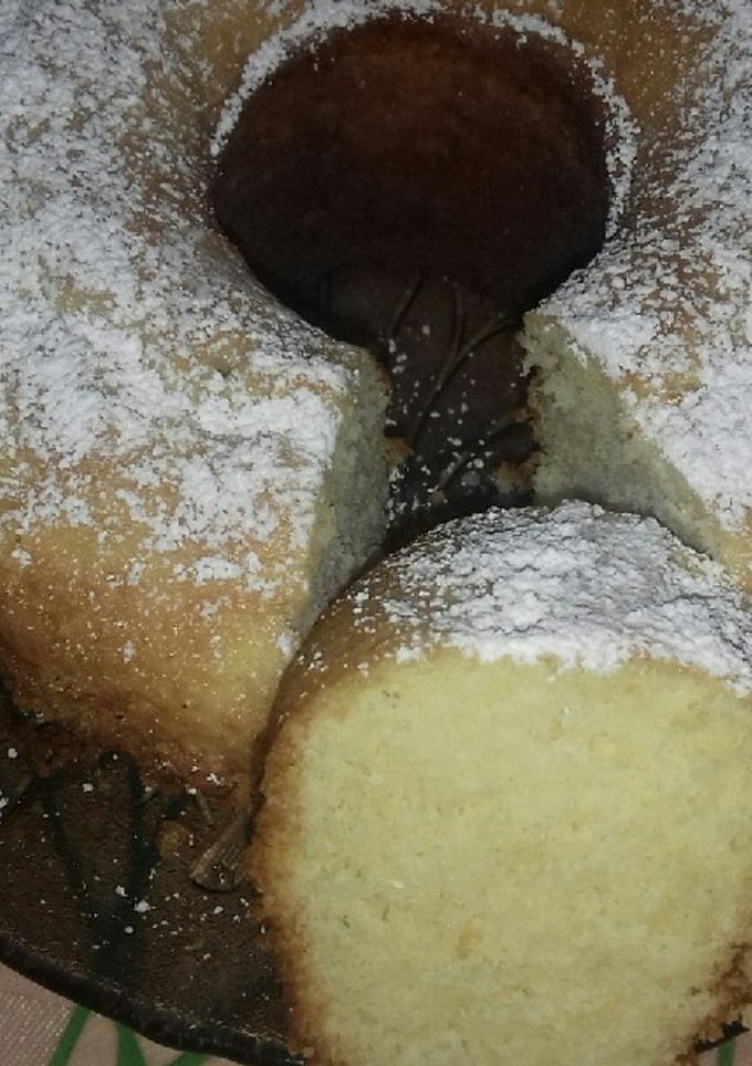 Una foto de Cuadrados de naranja/ Torta de naranja🍊