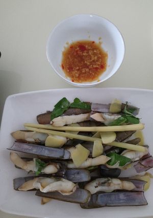 Hình của món Ốc móng tay luộc gừng sả.