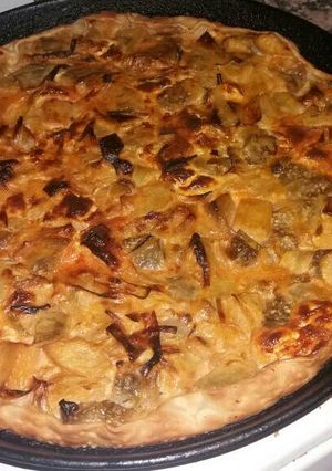 Una foto de Tarta de berenjenas, cebolla y puerros