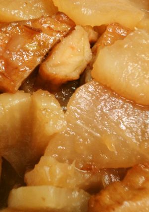 A picture of Basic Japanese Simmered Daikon and Fish Cakes.