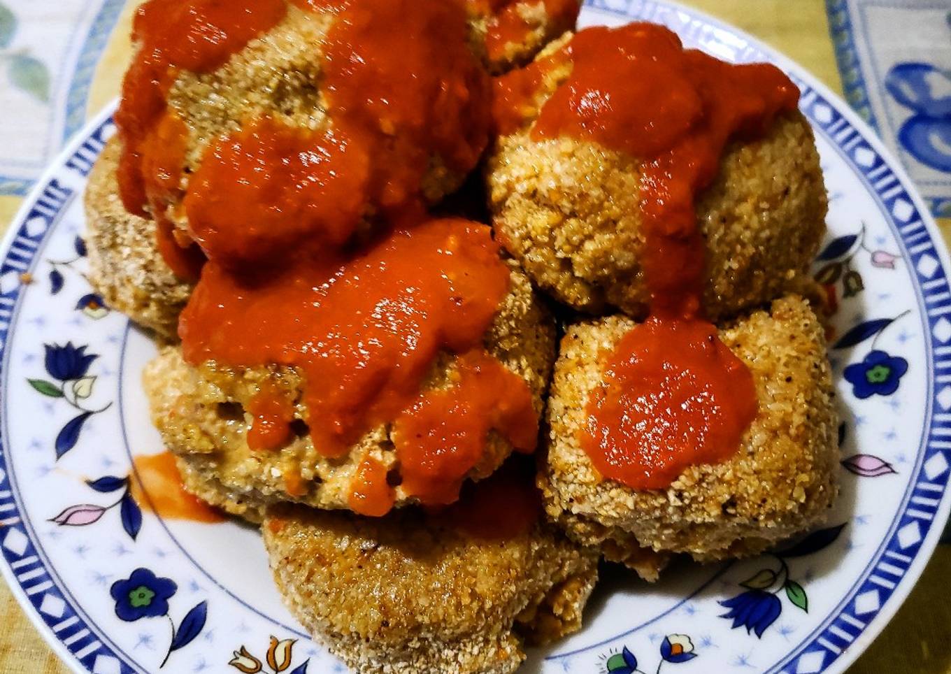 Bitterballen o albóndigas empanadas