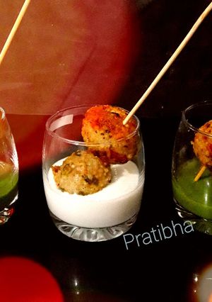 स्टीम सागो पोप्स (steam sago pops recipe in hindi) रेसिपी मुख्य फोटो