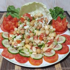 A picture of White chana salad.