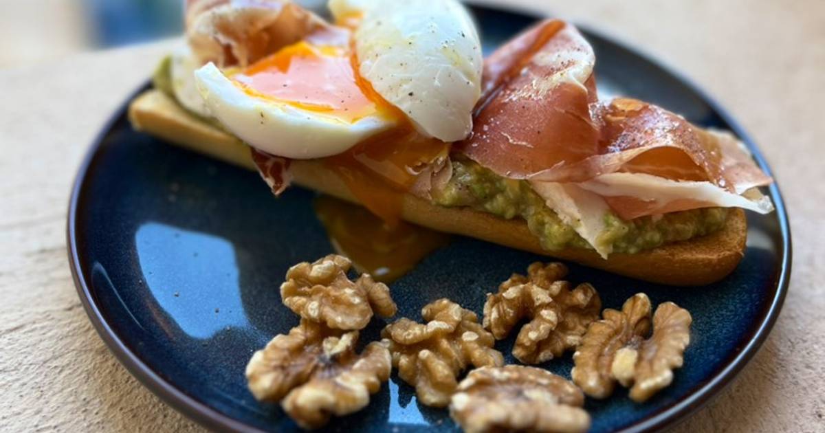 Tostada de Huevo Poché y crujiente de Jamón Serrano - Goikoa