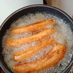 A picture of Deep Fried Matoke.