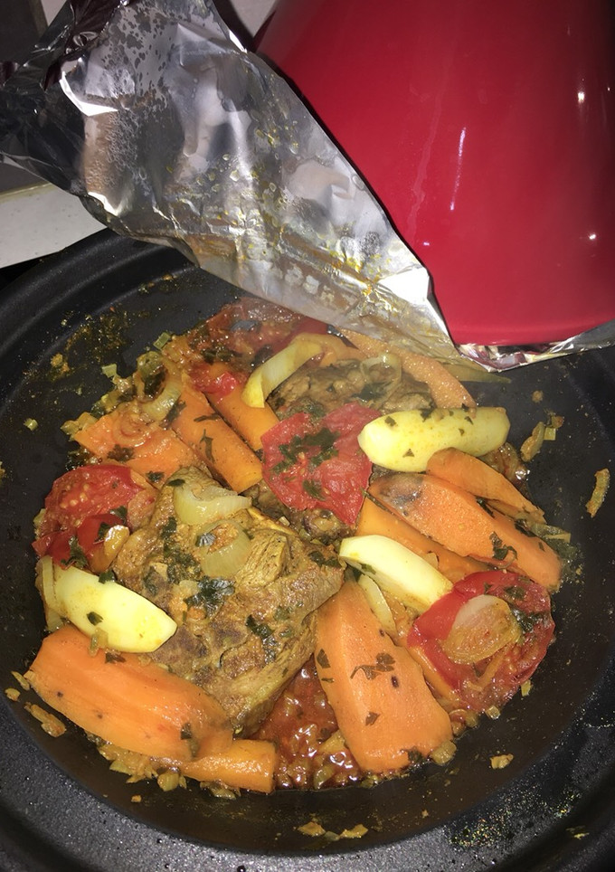 Una foto de Tajine de ternera y verduras