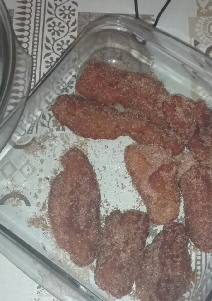 Una foto de Pestiños sencillos y rápidos (Miel de caña/ Azúcar y canela)