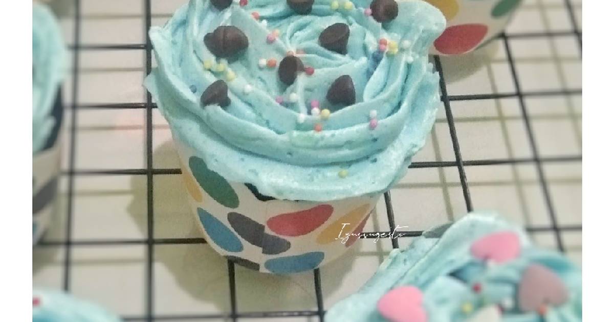 Resep Eggless Moist Choco Cupcakes Oleh Iyus Sugesti - Cookpad