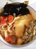 Vegetarian Ramen-Style Soup Pasta