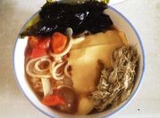 A picture of simmered shredded kombu