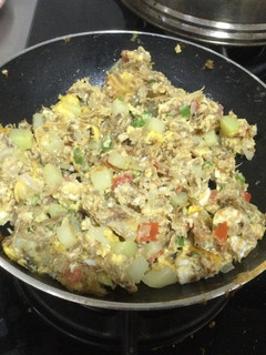 Una foto de Machaca con huevo y papa