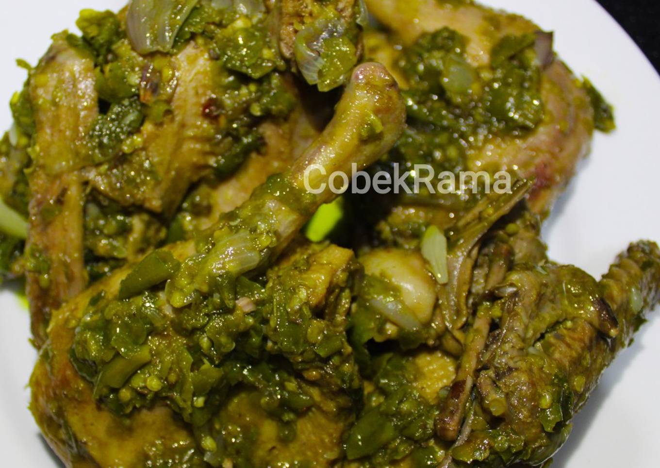 Bebek Lado Ijo Pedas dan tidak Alot