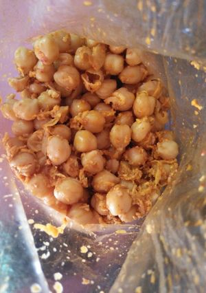 A picture of White Chanausli.