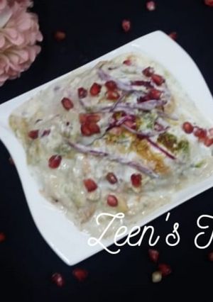 A picture of Pakora Chaat.