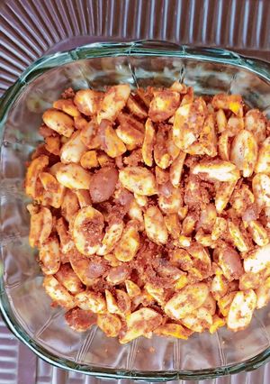 मसाला शेंगदाणे (masala ashengdane recipe in marathi) रेसिपी चे मुख्य फोटो 