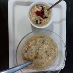 A picture of Oats chicken and veg soup/ healthy and delicious creamy soup.