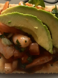 Una foto de Ceviche de camarón express