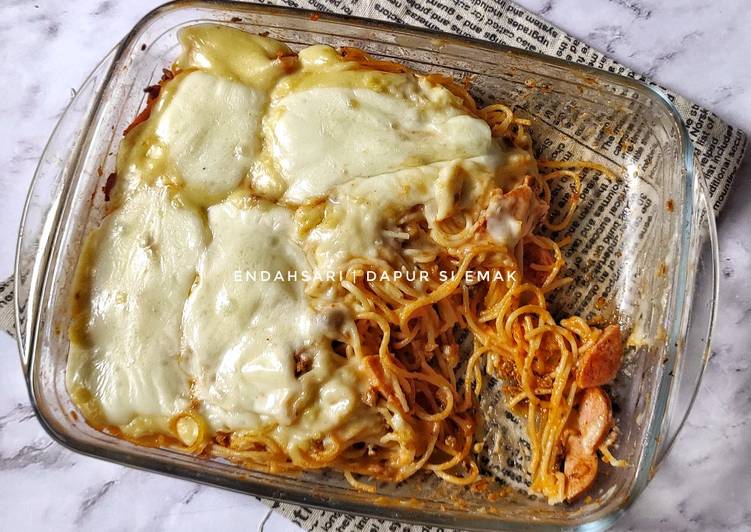 Simple Baked Spaghetti / Spaghetti Brulee