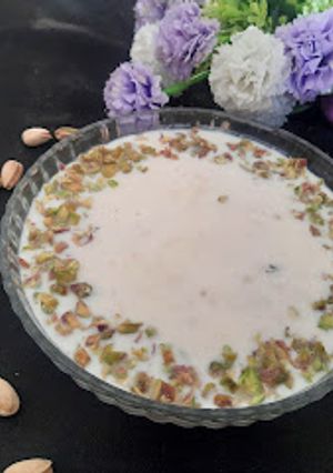 A picture of Sabudana kheer with milkmaid.