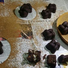 A picture of Nut chocolate.