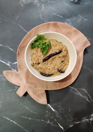 A picture of Roasted chana dal coconut chutney.