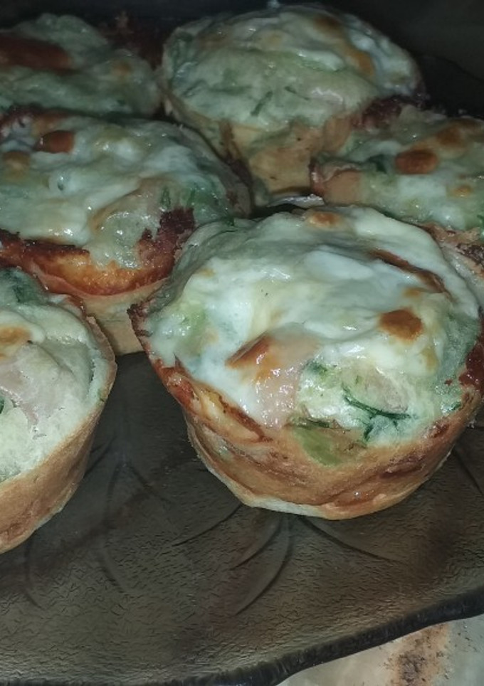 Una foto de Muffins de pencas y queso
