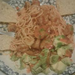 A picture of Spaghetti with shrimp.