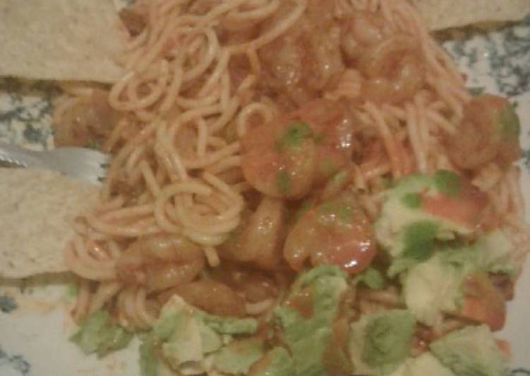 Spaghetti with shrimp