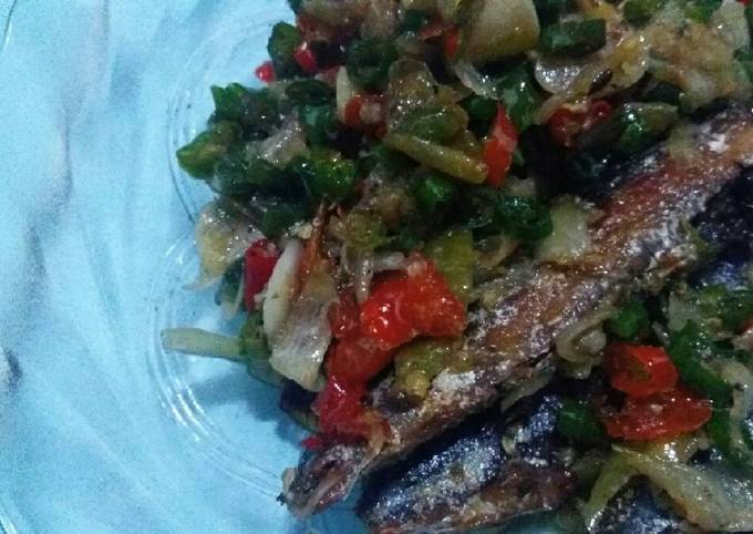 Resep Gereh lombok ijo oleh Naninanina - Cookpad