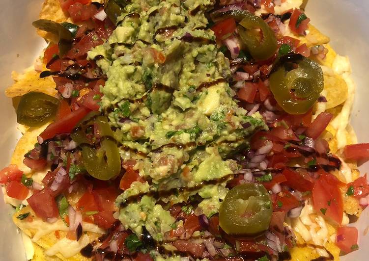 Spicy veggie nachos