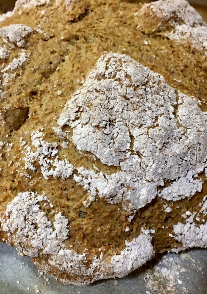 Una foto de Pan de soda con harina de espelta- pan rápido sin levado-