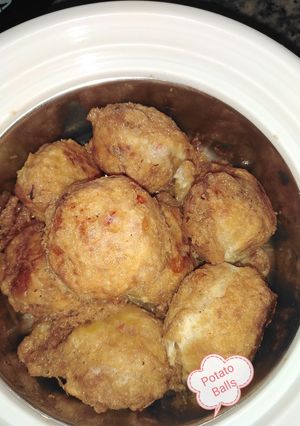 A picture of Potato Balls.