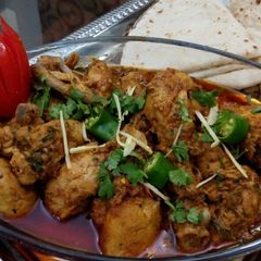 A picture of Restaurant Style Chicken Karahi.