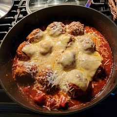 A picture of Cheesey Turkey Meatball Skillet.