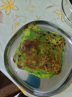 मेथी पराठा (Methi Paratha recipe in Hindi) रेसिपी मुख्य फोटो