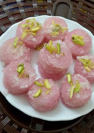 A picture of Bread Rasmalai.