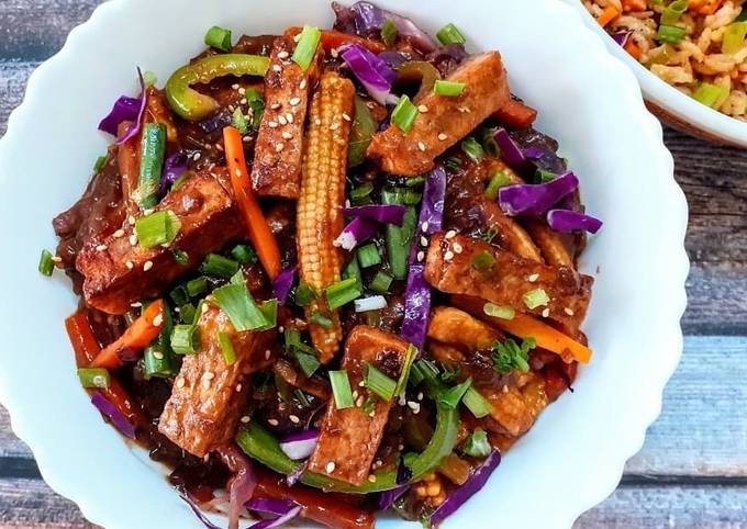Tofu and stir fried vegetables in hot schezwan sauce Recipe