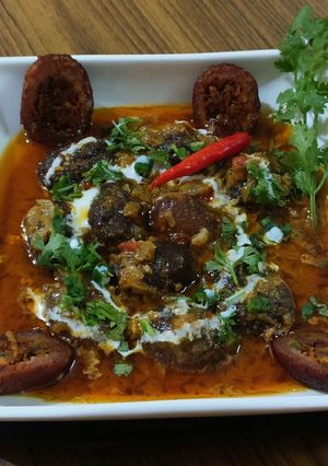 A picture of Moth ke kofte.