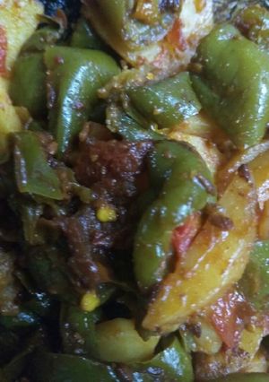 A picture of Aloo with capsicum sabji.