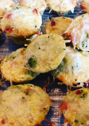 Une photo de Muffins aux brocolis et poivrons
