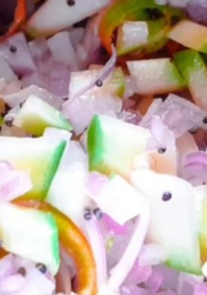 A picture of Mango pickle.